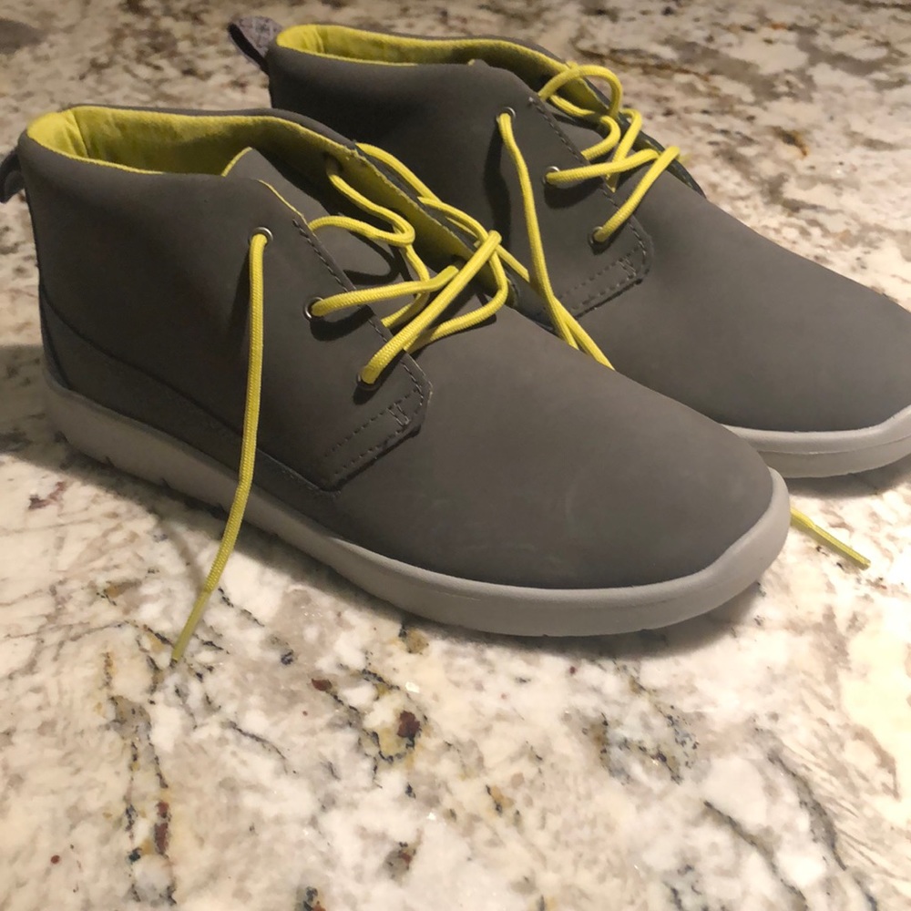 Brand new kids UGG sneakers !!